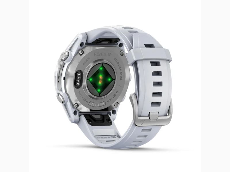 Mặt sau của đồng hồ thông minh Garmin fenix 8 43mm AMOLED mặt kính