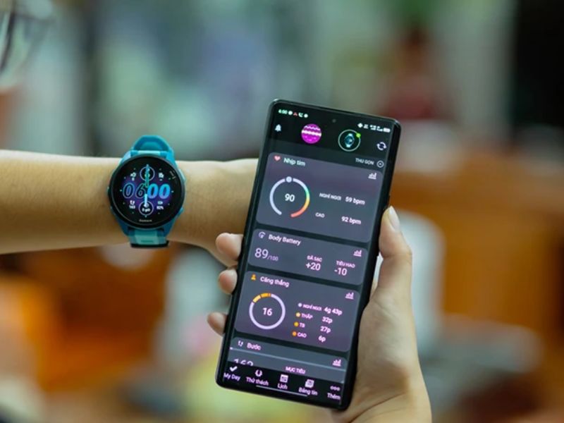 Đồng hồ thông minh chạy bộ Garmin Forerunner 165 Music