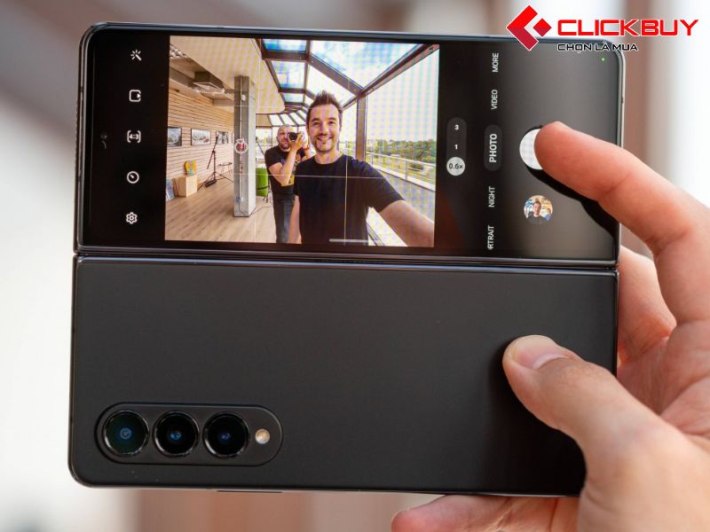 Camera của Galaxy Z Fold4 TBH