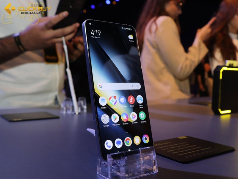 POCO F6 và POCO F6 Pro trình làng giá tốt