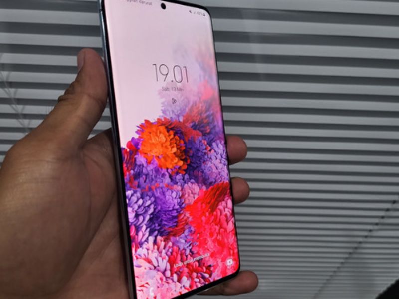 Màn hình của Samsung Galaxy S20 Plus Hàn