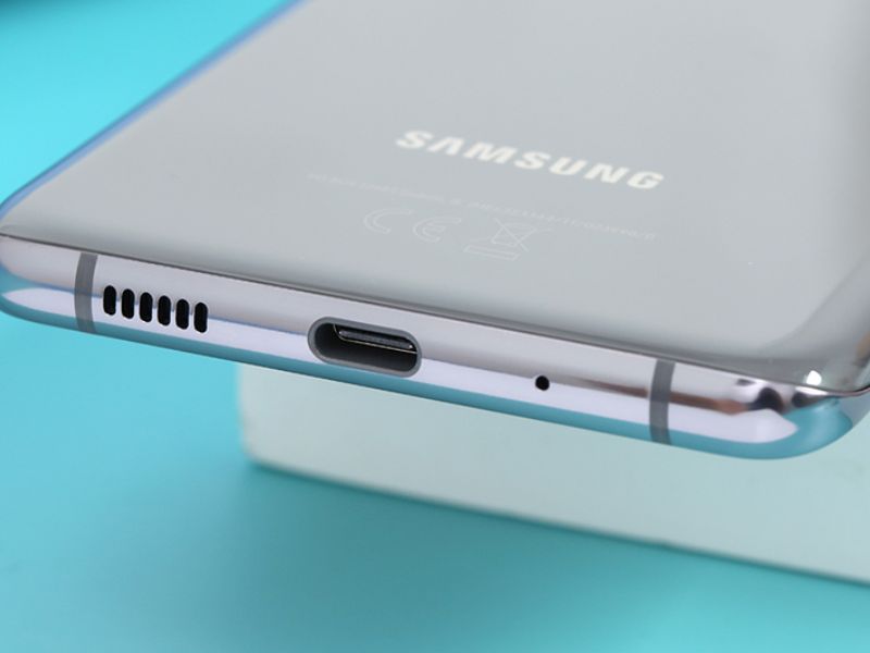 Cổng sạc của Samsung Galaxy S20 Plus Hàn