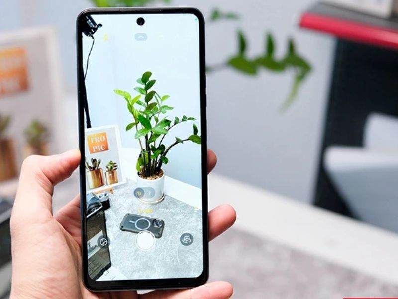 Màn hình của Tecno Pova 6 Neo