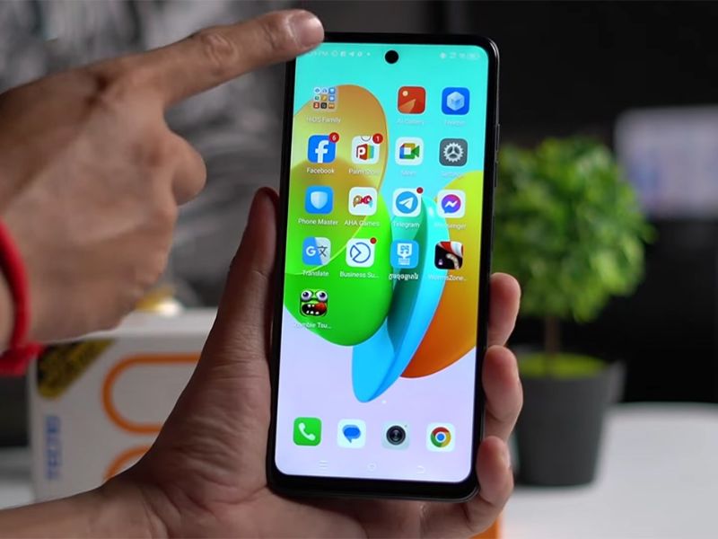 Tecno Spark 30C giá bao nhiêu tiền