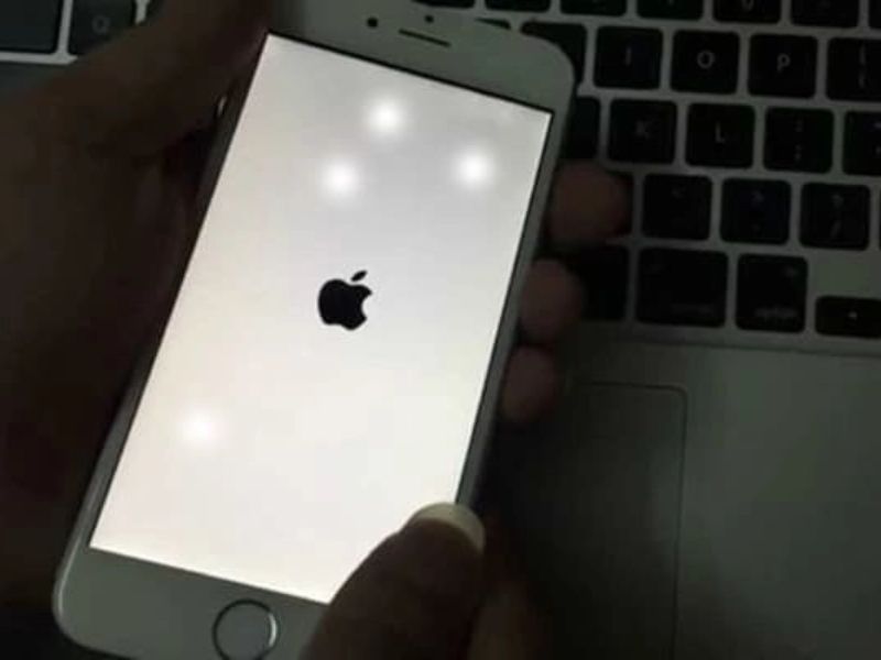 Giá Thay phản quang iPhone 7 Plus