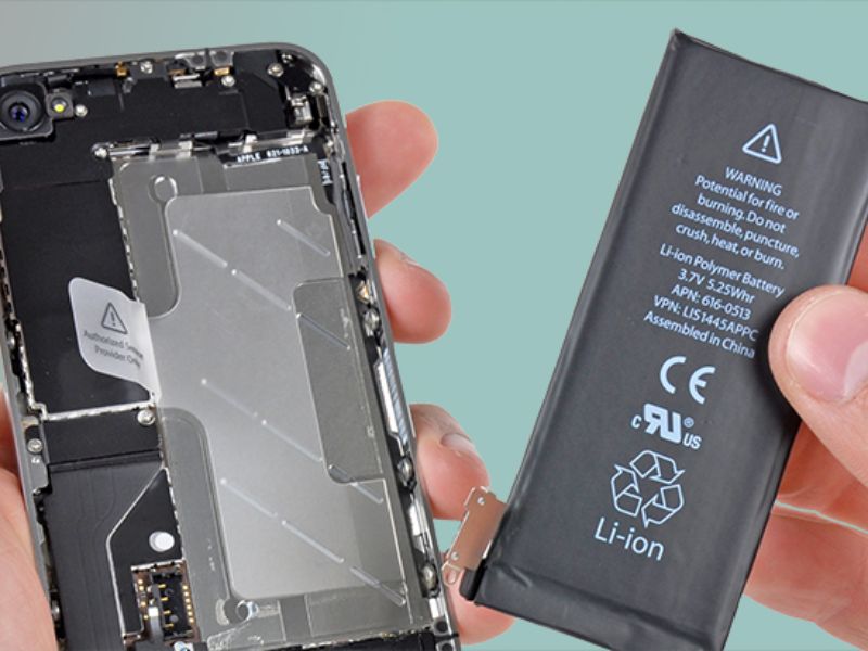 Thay pin điện thoại iPhone