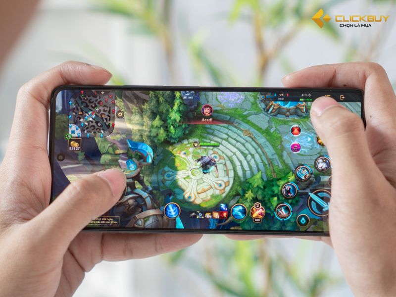 Chơi game Xiaomi Redmi Note 13 chính hãng