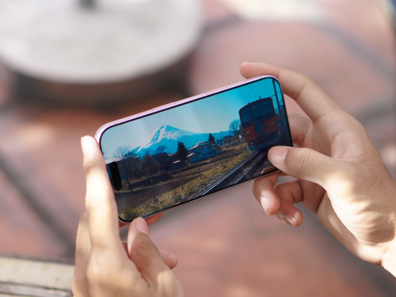Màn hình iPhone 17
