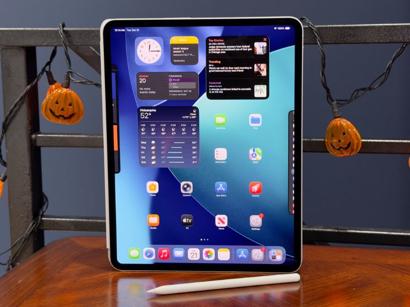 iPad Pro 2025 sở hữu màn hình OLED Ultra Retina XDR tiên tiến nhất năm