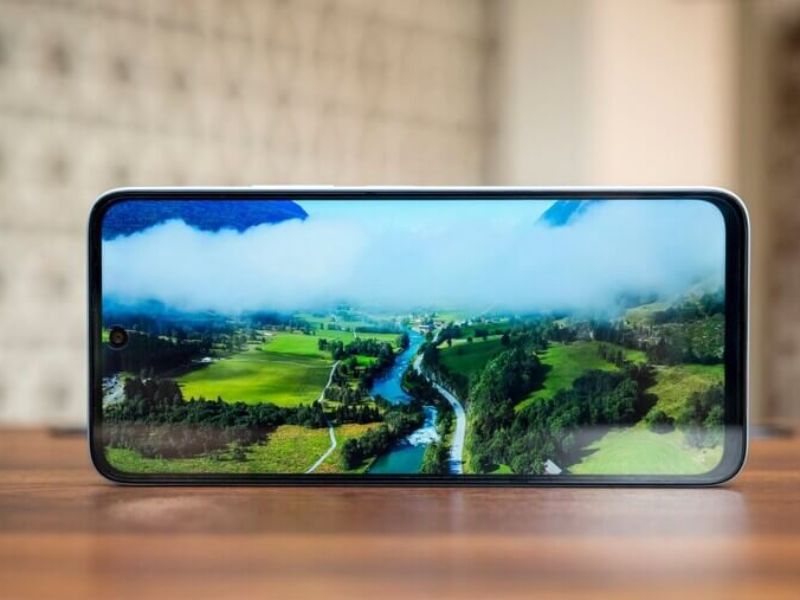 Màn hình Redmi 13x với POCO C85