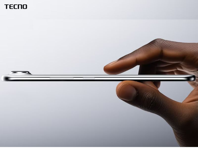 Tecno Pova Slim 5G có thiết kế siêu mỏng với màn hình cong tràn viền
