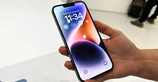 iPhone 14 Plus sở hữu màn hình lớn