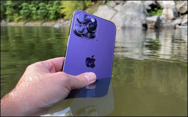 Iphone 14 Pro Max thiết kế chống nước ở độ sâu tối đa 6m trong 30 phút