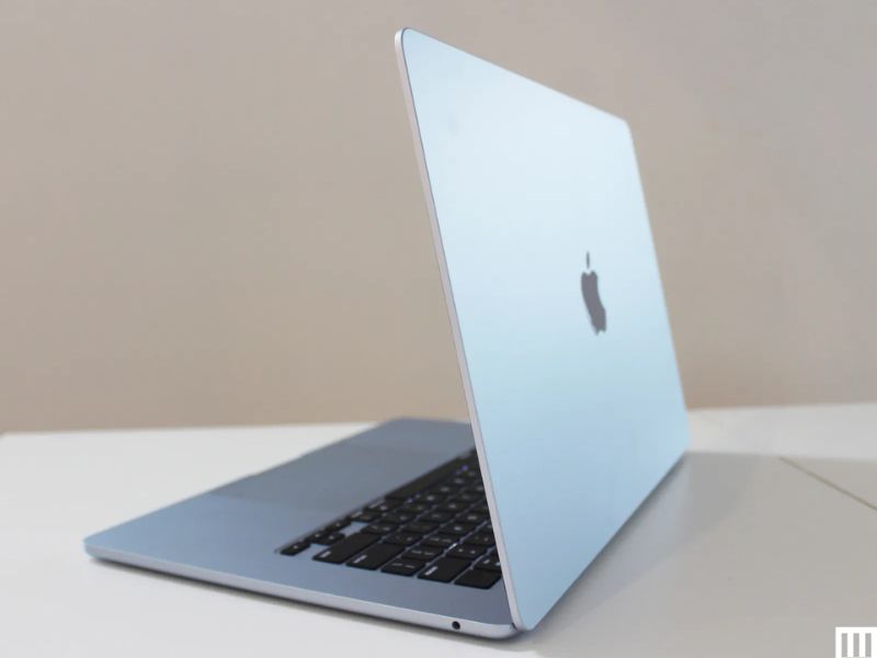 các thao tác đa nhiệm trên MacBook Air 2025