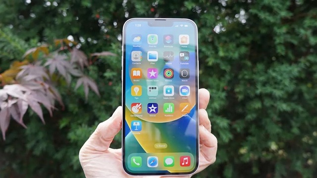 CLICKBUY – Địa chỉ thay màn hình iPhone chính hãng, giá tốt