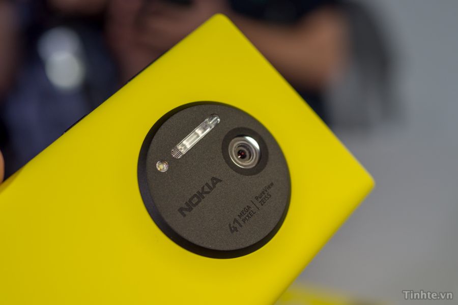HMD đang phát triển Smartphone mới gợi nhớ Nokia Lumia 1020