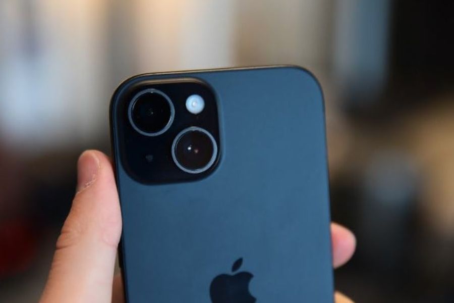 iPhone 16: Những thay đổi đáng chú ý về màu sắc, AI, và tính năng quay video mới