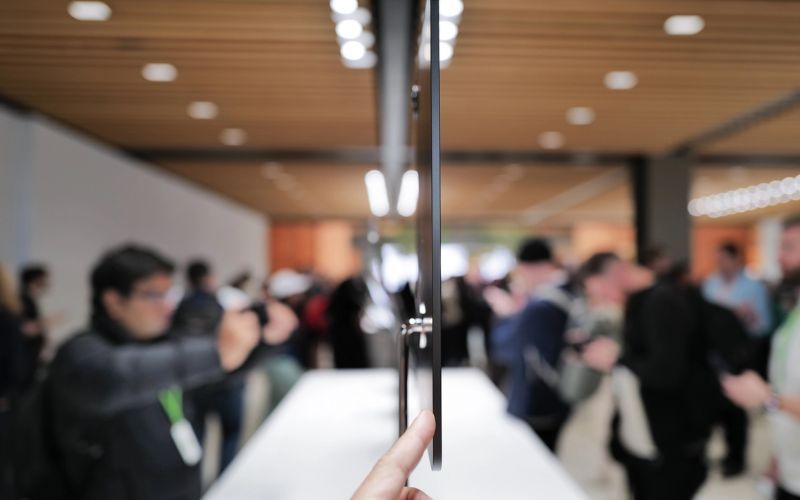Tiến tới tương lai mỏng nhẹ: Các bước đột phá thiết kế của Apple