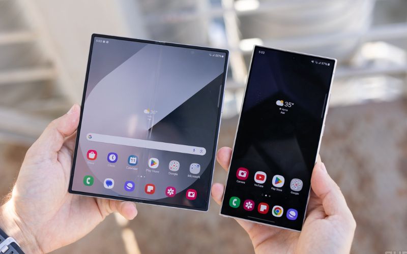 So sánh Samsung Z Fold6 với Samsung S24 Ultra: màn hình