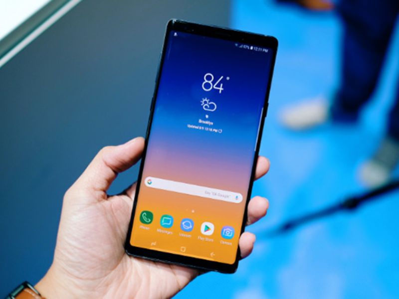 Điện thoại để lâu không dùng có sao không