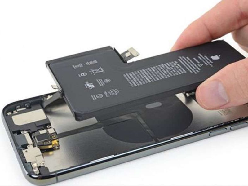 Cách nhận biết iPhone 15 Pro Max bị tụt pin ban đêm