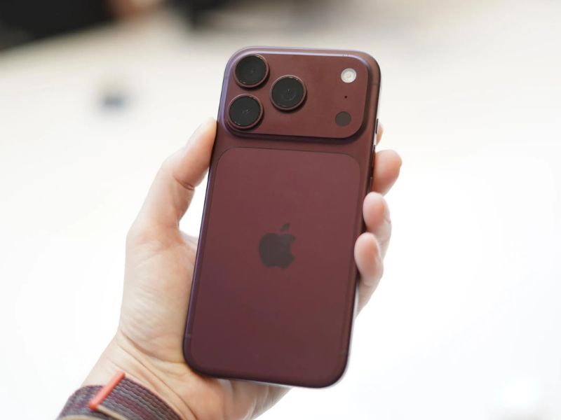 Cách tắt nguồn iPhone 18 Pro khi máy bị đơ
