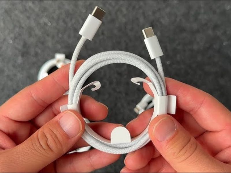 Cáp sạc iPhone Zin là gì?