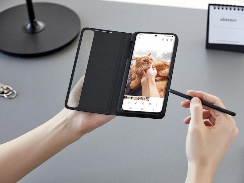 Có thể dùng bút cảm ứng khác trên Galaxy Z Fold8 không?