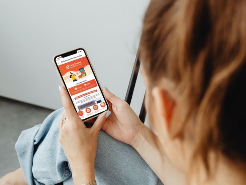 Có thể xem số tiền đã mua hàng trên Shopee không?
