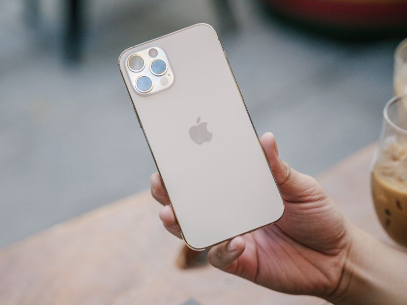 Face ID trên iPhone 12 Pro Max có tốt không?