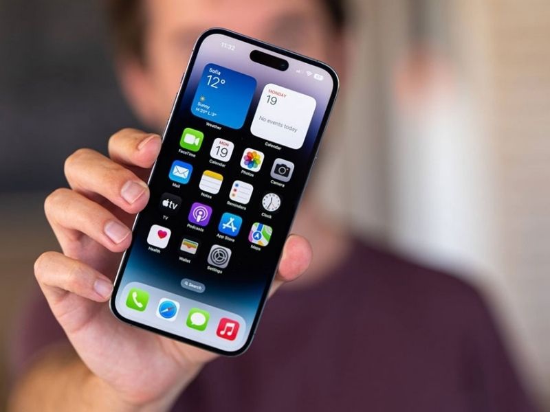 Công suất sạc nhanh trên iPhone 14 Pro là bao nhiêu?