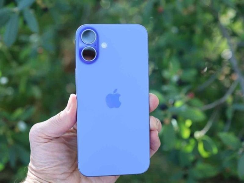 iPhone 16 xanh dương có gì nổi bật?