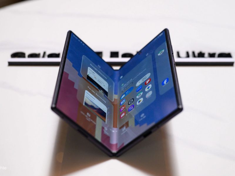 Khắc phục Galaxy Z Fold 8 Ultra không khởi động được