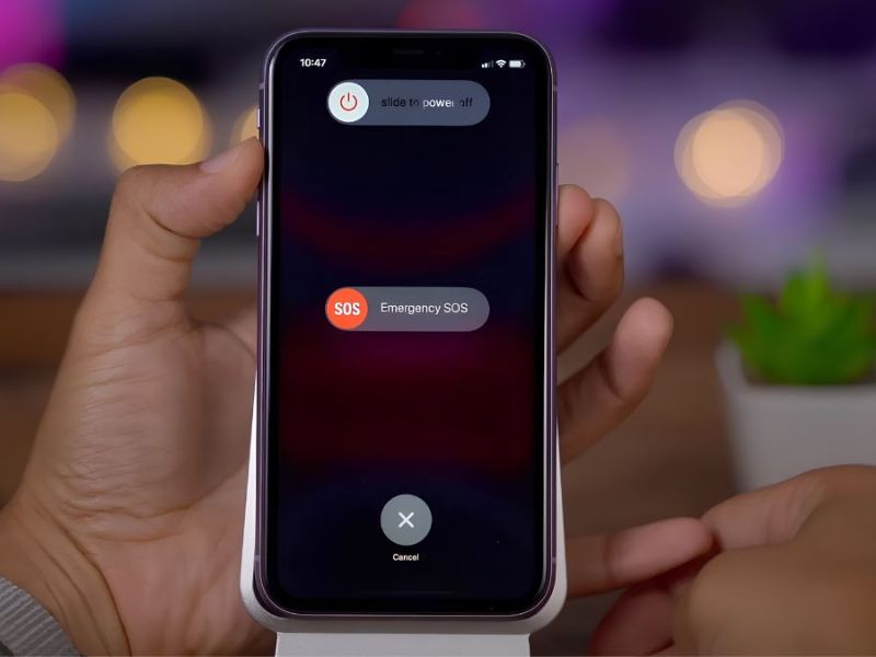 Khởi động lại thiết bị iPhone
