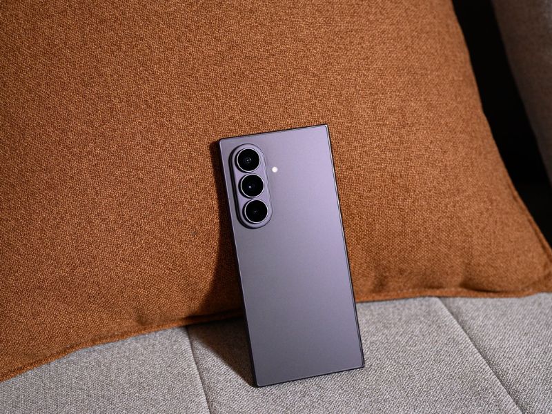 Một số lưu ý khi khởi động Galaxy Z Fold 8 Ultra