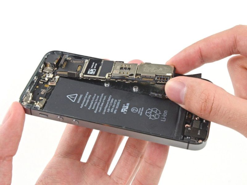 Nếu máy hỏng main không lên nguồn thì có lấy lại dữ liệu được không?