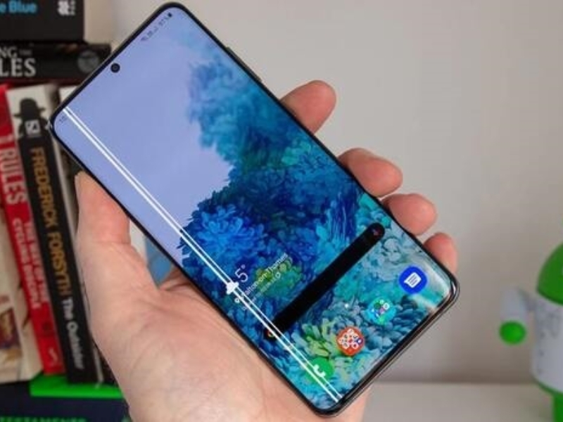 Nguyên nhân khiến điện thoại Samsung S23 Ultra bị sọc màn hình