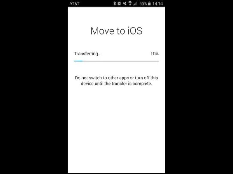 Chờ quá trình chuyển dữ liệu từ Xiaomi sang iPhone hoàn tất