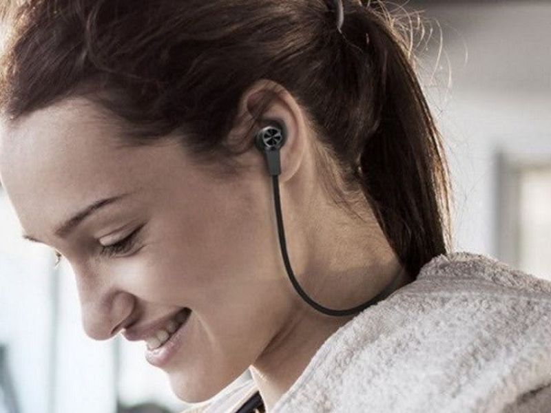 Sử dụng tai nghe Bluetooth có ảnh hưởng sức khỏe không?
