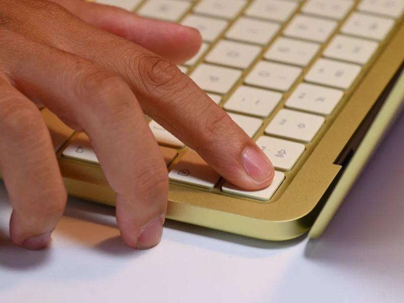 Trải nghiệm sử dụng MacBook Neo khi không được trang bị Touch ID
