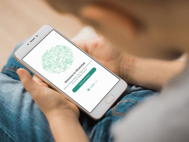 WhatsApp có đăng xuất được không?