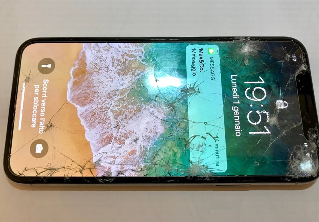 Ép kính iPhone XS – Khắc phục màn hình vỡ