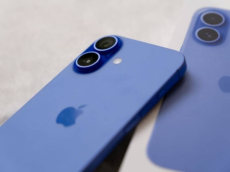 Ảnh thực tế iPhone 16 xanh dương có đẹp không?