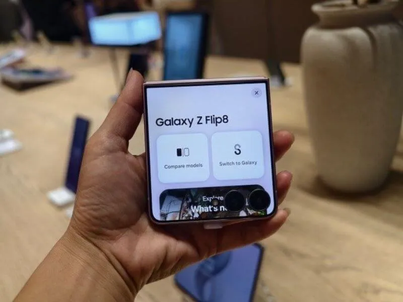 Galaxy Z Flip8 dùng chip gì, hiệu năng mạnh không?
