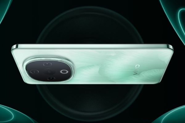 vivo-y300-5g-ra-mat-voi-man-hinh-amoled-677-inch-va-pin-6500-mah