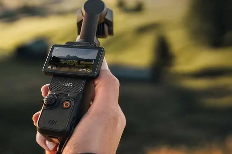 Máy quay cầm tay DJI Osmo Pocket 3 Creator Combo-61328