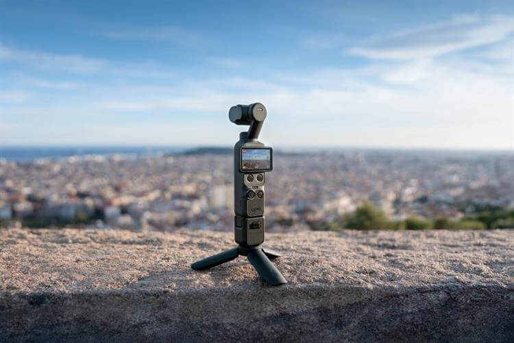 Máy quay cầm tay DJI Osmo Pocket 4 Creator Combo-61300