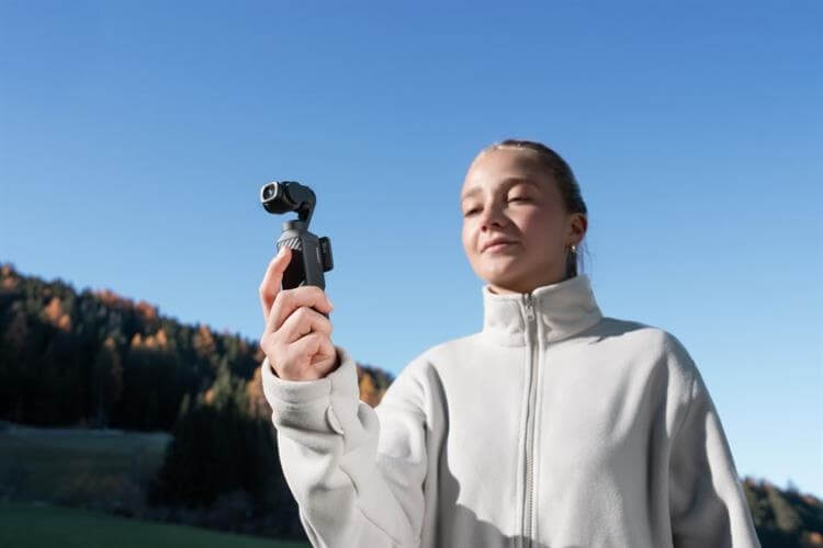 Máy quay cầm tay DJI Osmo Pocket 4 Creator Combo-61304